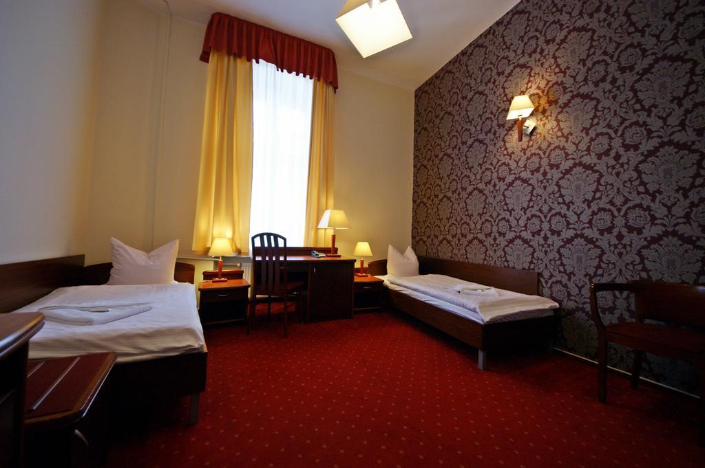 Hotel Staromiejski Słupsk Cameră foto