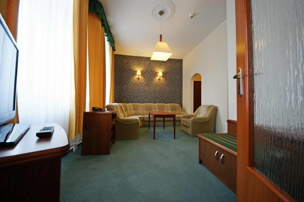 Hotel Staromiejski Słupsk Exterior foto